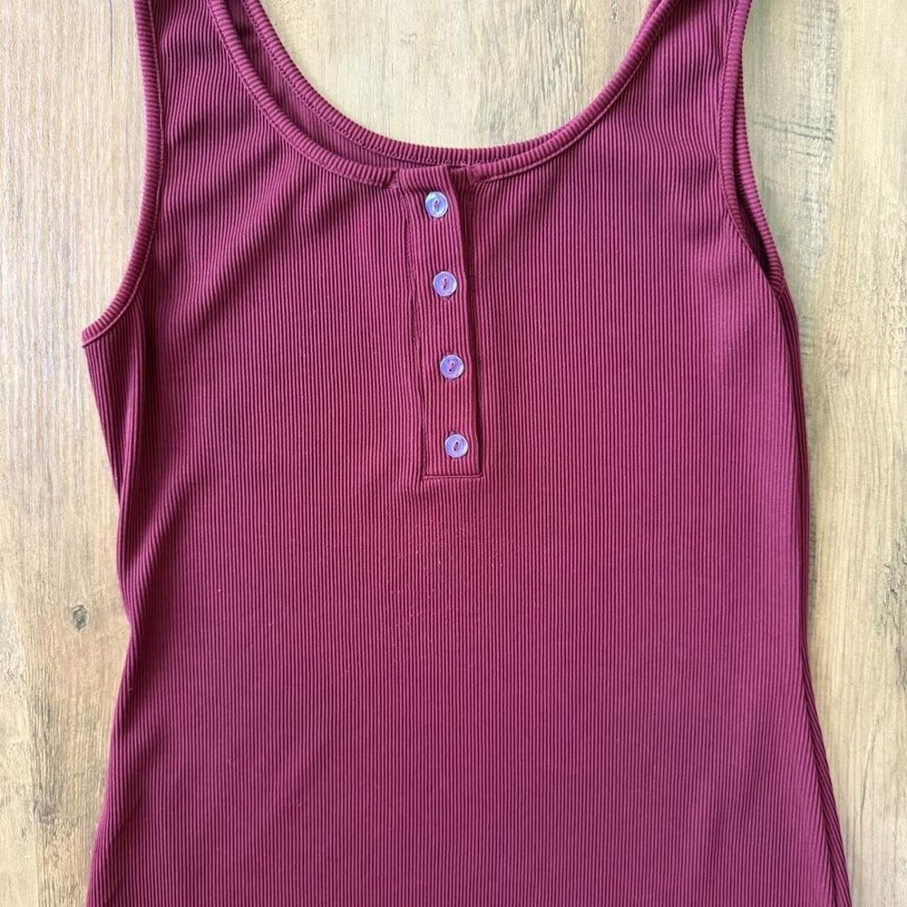 Women's Burgundy Midi Bodycon Ribbed Knit Dress w Half Button Detail, Large